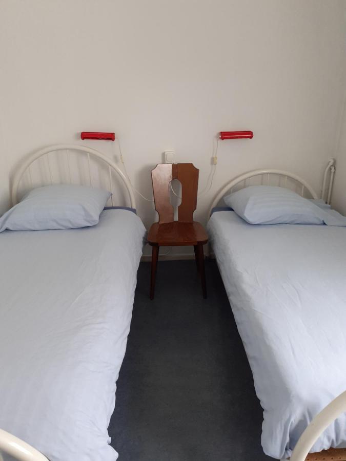 Budget Tweepersoonskamer met 2 Aparte Bedden