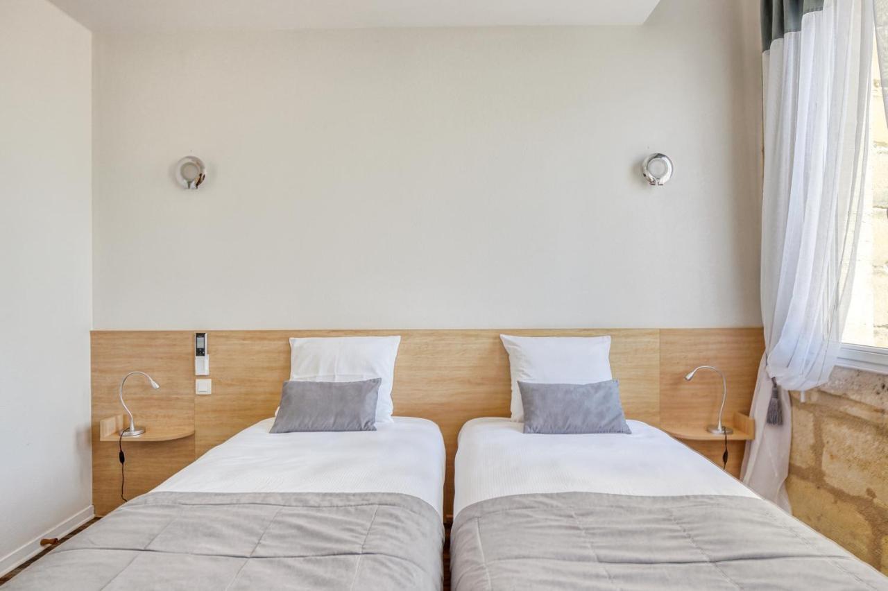 Tweepersoonskamer met 2 Aparte Bedden