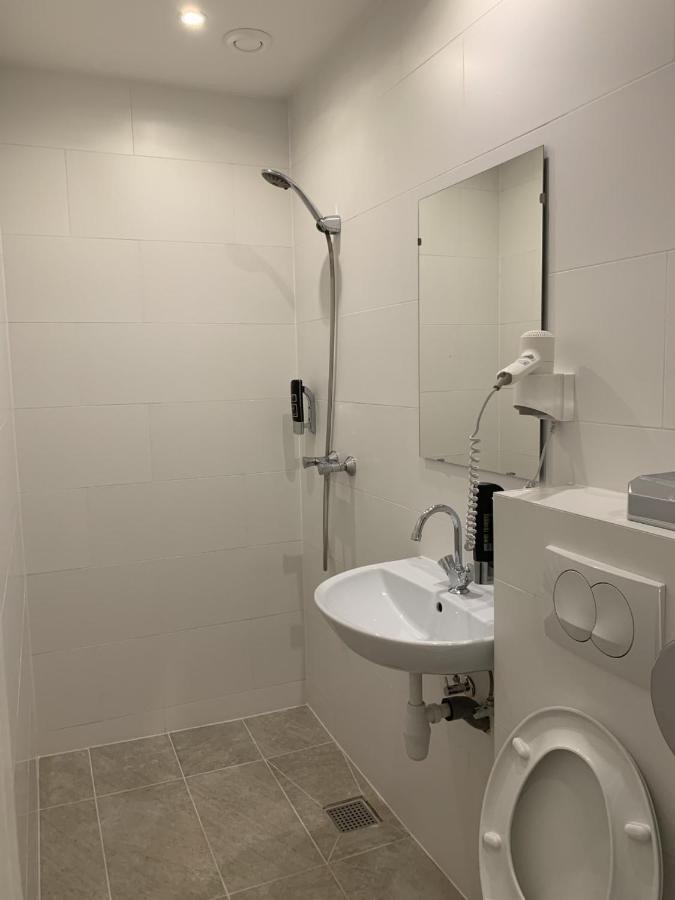 Bed in een Gemengde Slaapzaal met 6 Bedden
