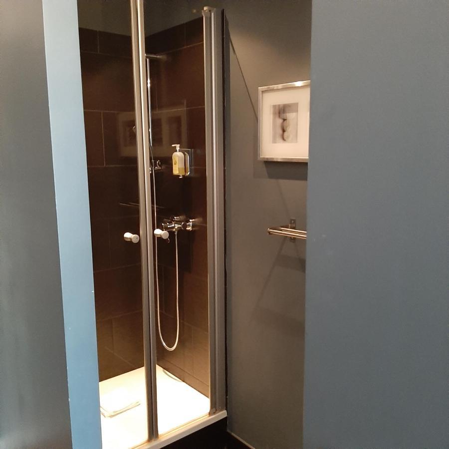 Eenpersoonskamer met Gedeelde Toilet