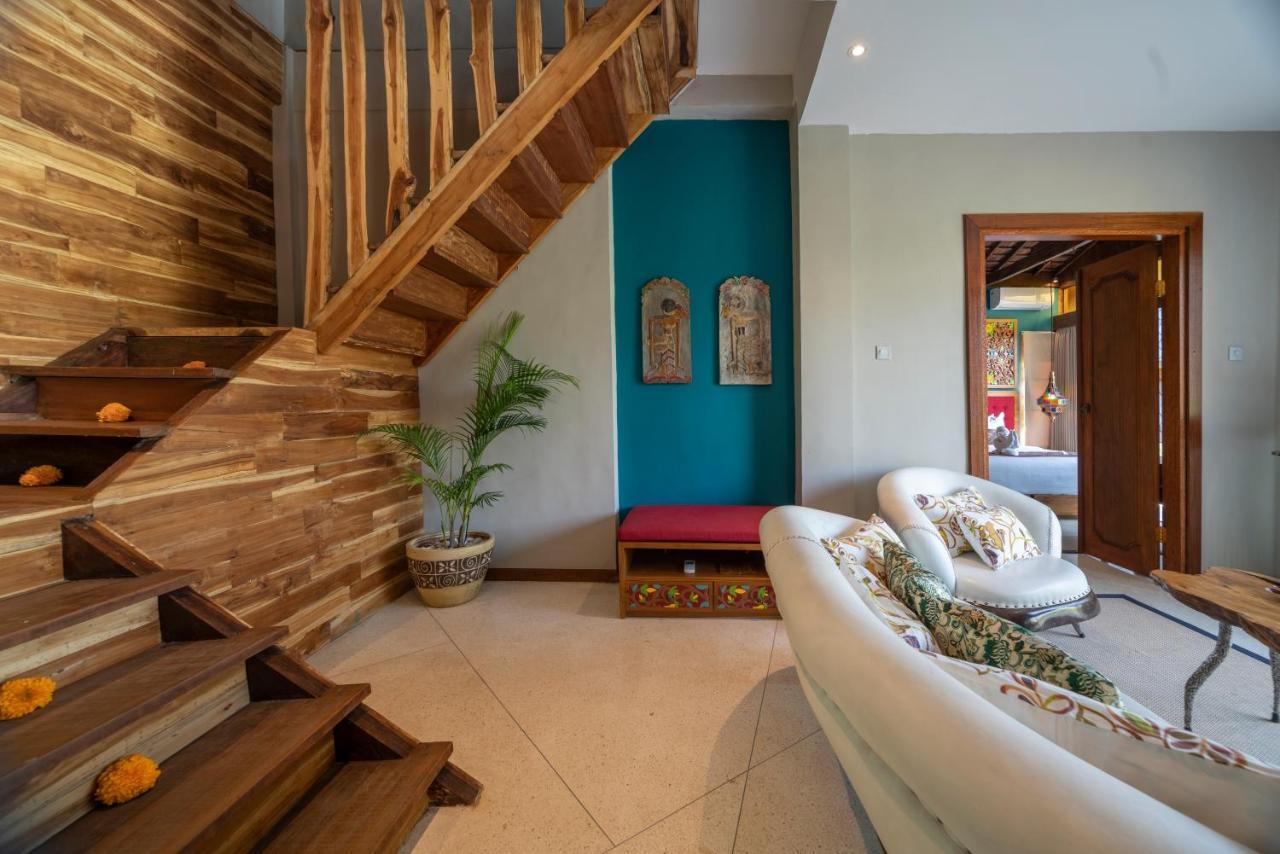 Ethnic Three-Bedroom Villa Pool