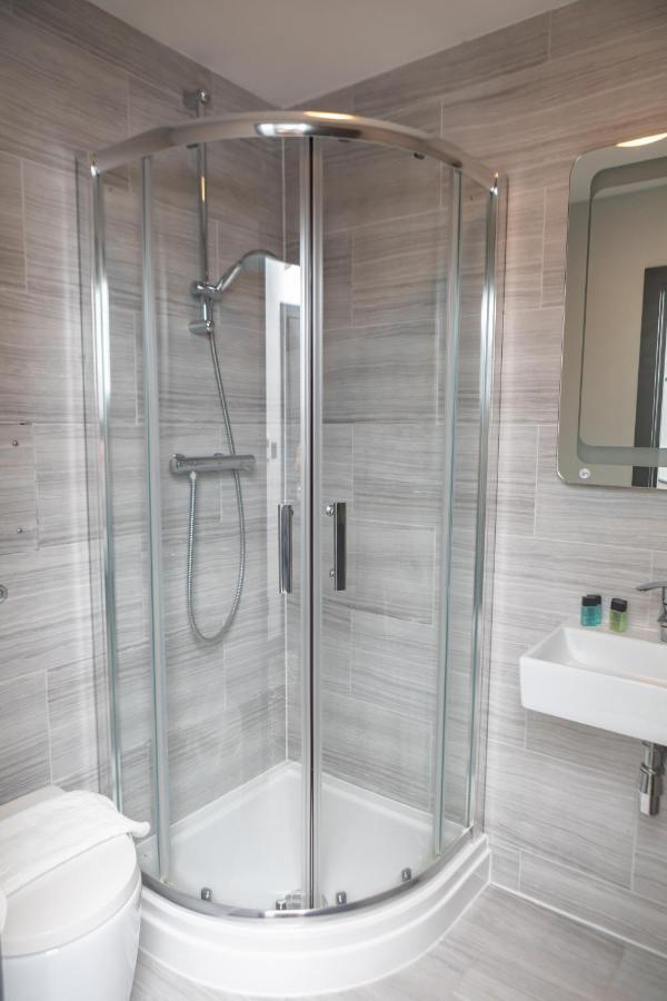 Tweepersoonskamer met 2 Aparte Bedden