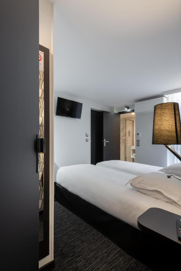 Tweepersoonskamer met 2 Aparte Bedden