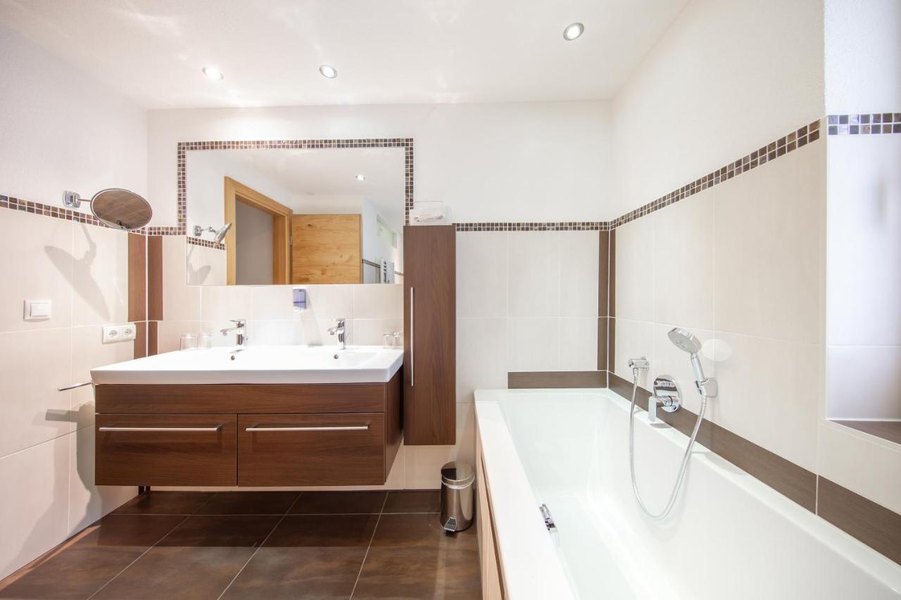 Three-Bedroom Apartment Terrace