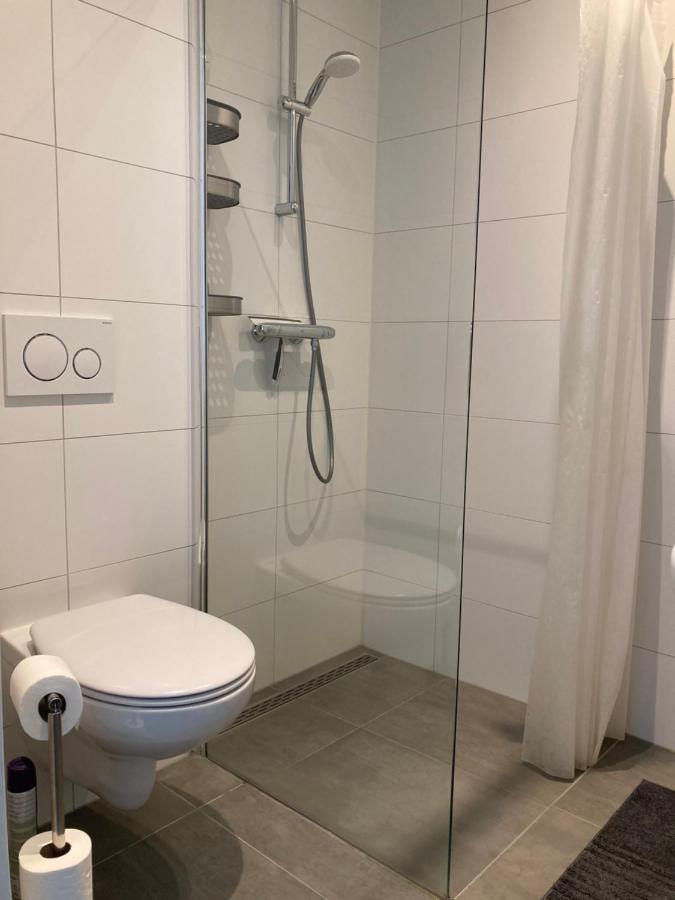 Vierpersoonskamer met Eigen Badkamer