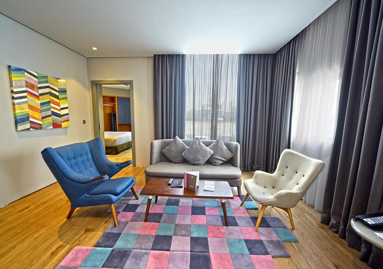Double Suite a Living Room,1439728276:JPEG