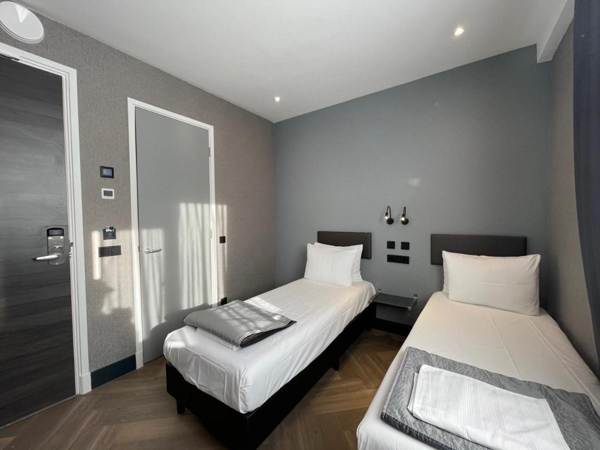 Standard Twin Room,1066069999:JPEG
