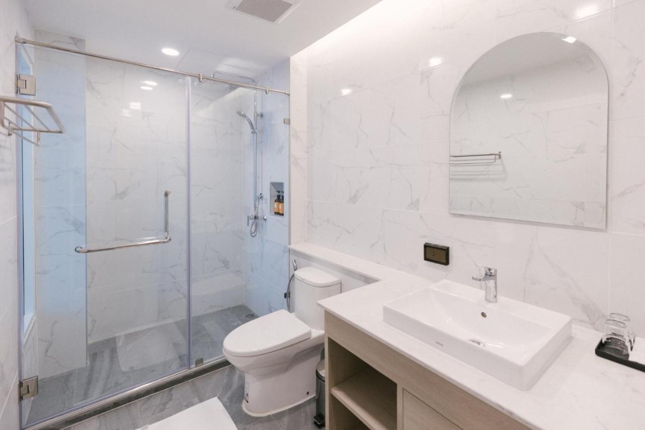 Junior Suite Canal View