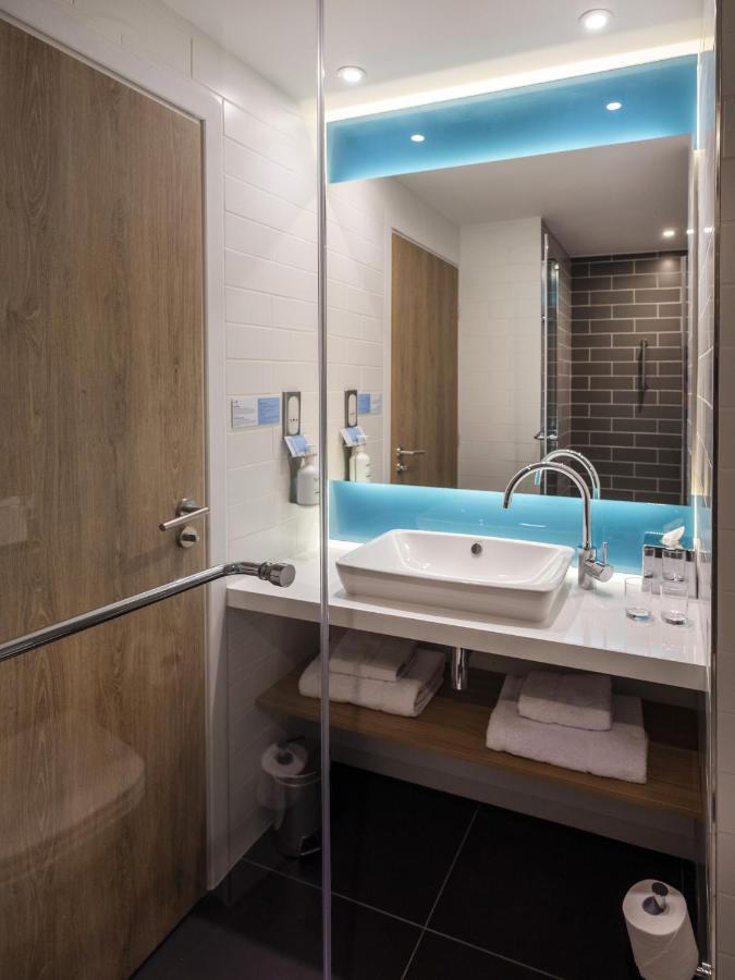 Standaard Kamer met queensize bed - Toegankelijk, met gratis ontbijt