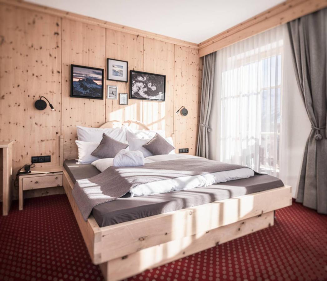 Double Room Mountain View