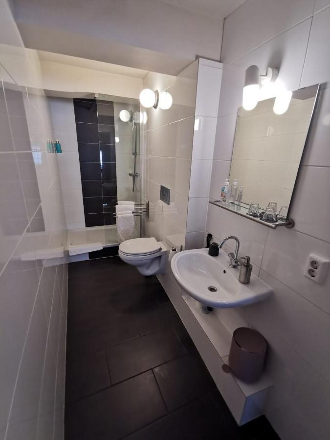 Tweepersoonskamer met 2 Aparte Bedden