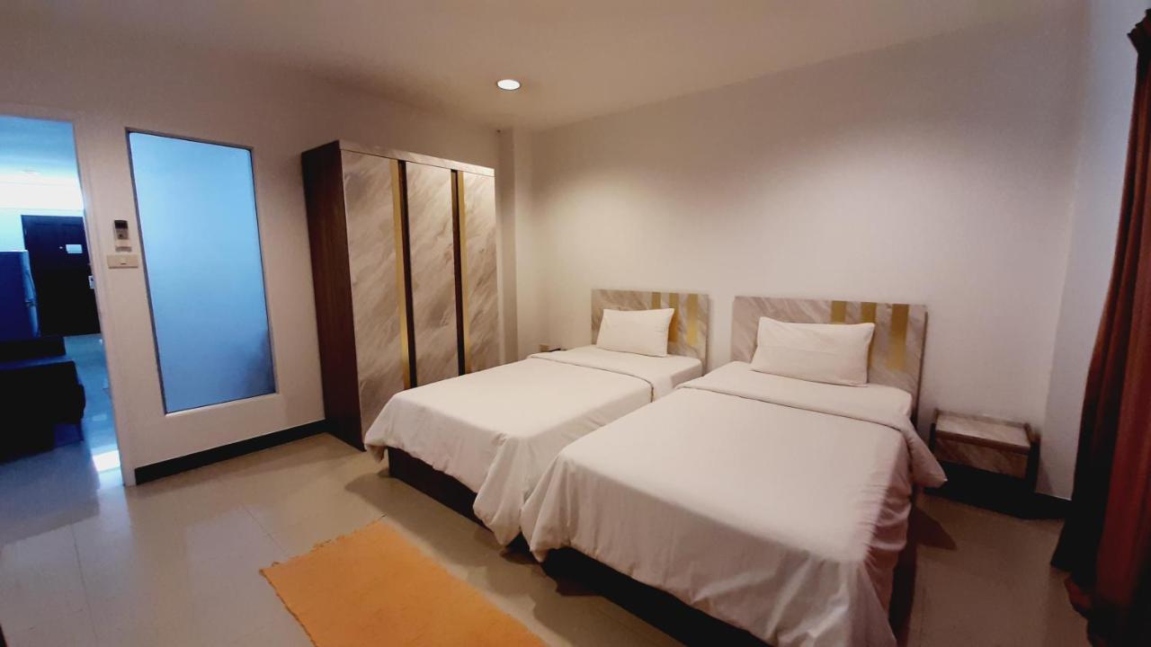 One-Bedroom Apartment Annex