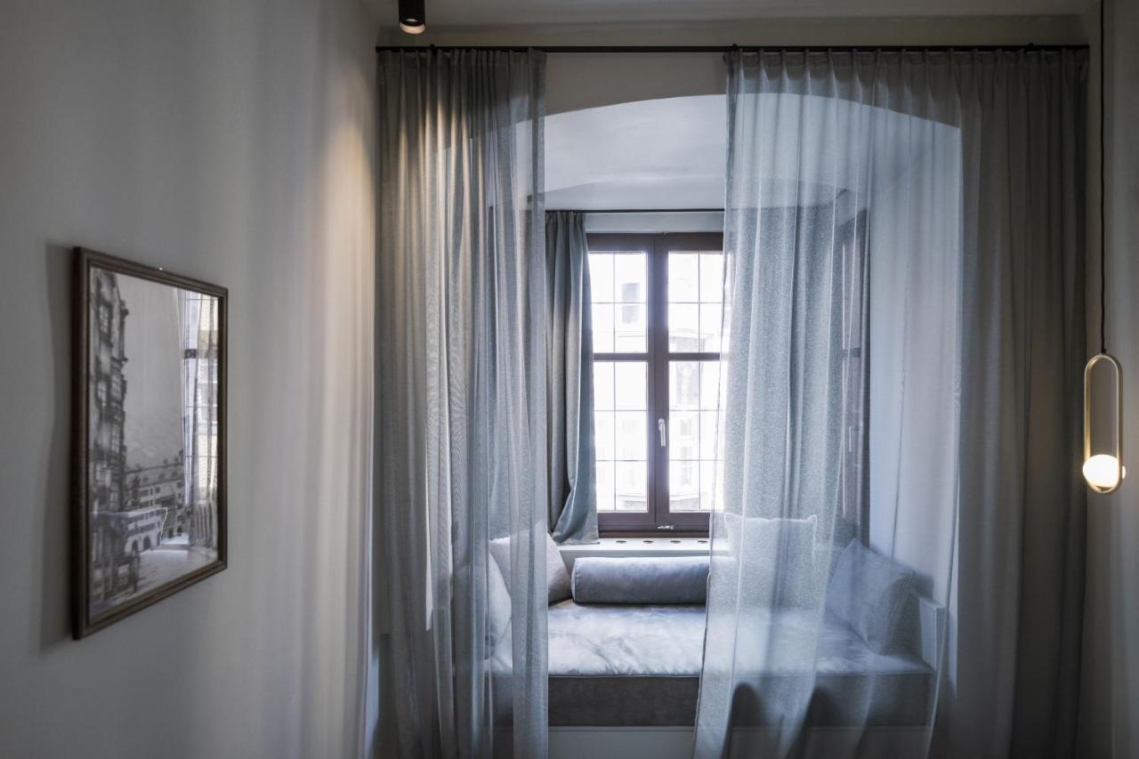 Medium Double Room Golden Roof View