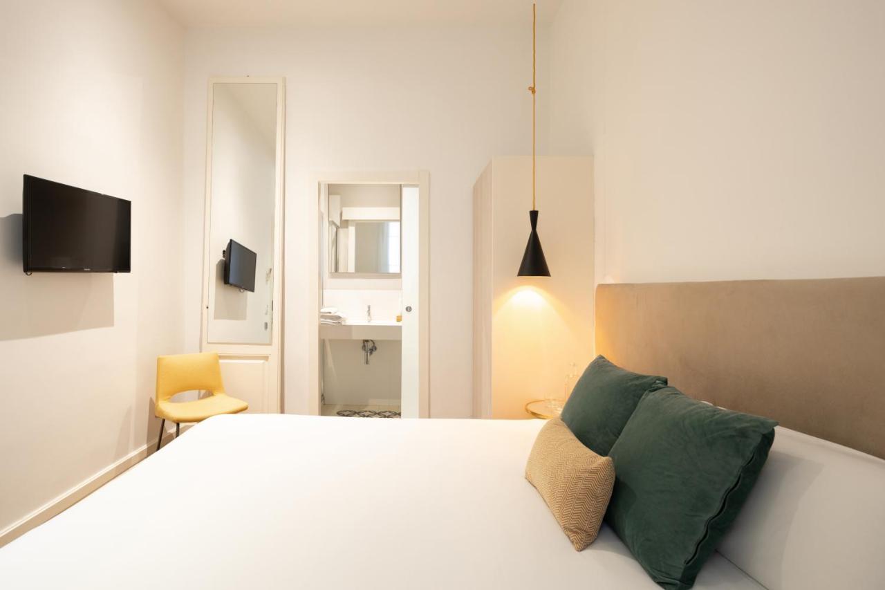 Small Double Room,1110868371:JPEG