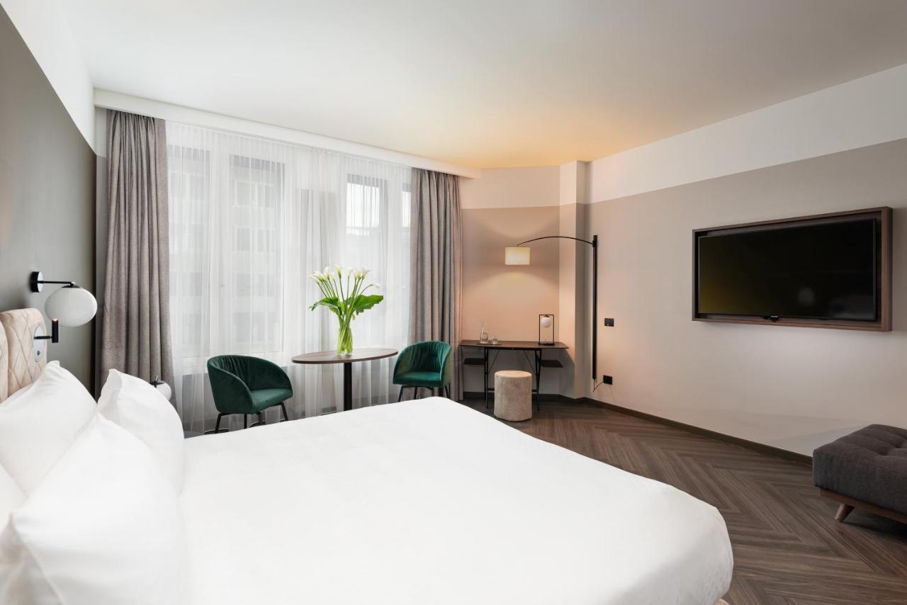 Deluxe Junior Suite