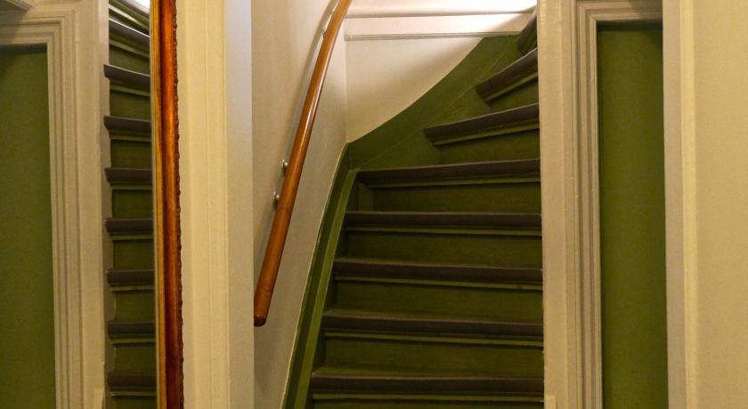 Eenpersoonskamer met Gedeelde Badkamer