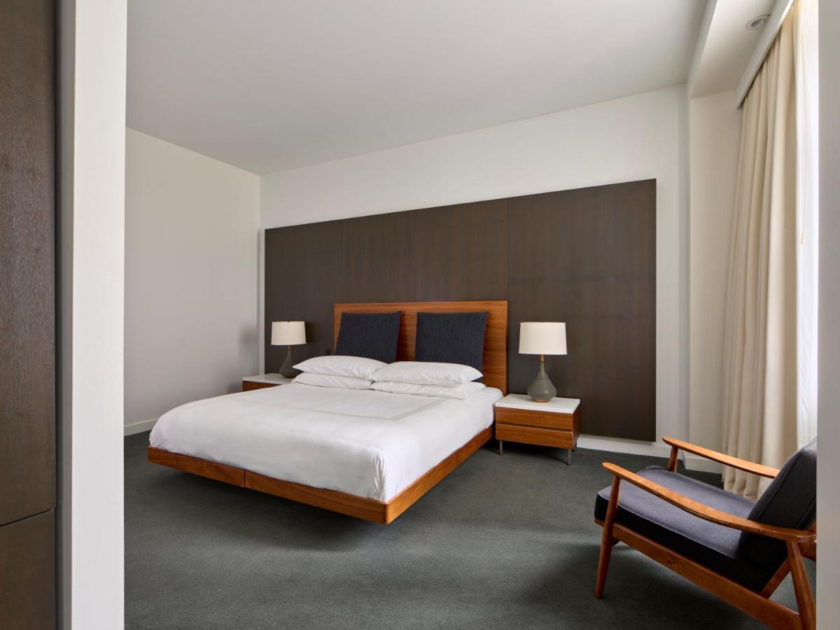 Junior Suite met Kingsize Bed - Geschikt voor Gasten met een Lichamelijke Beperking