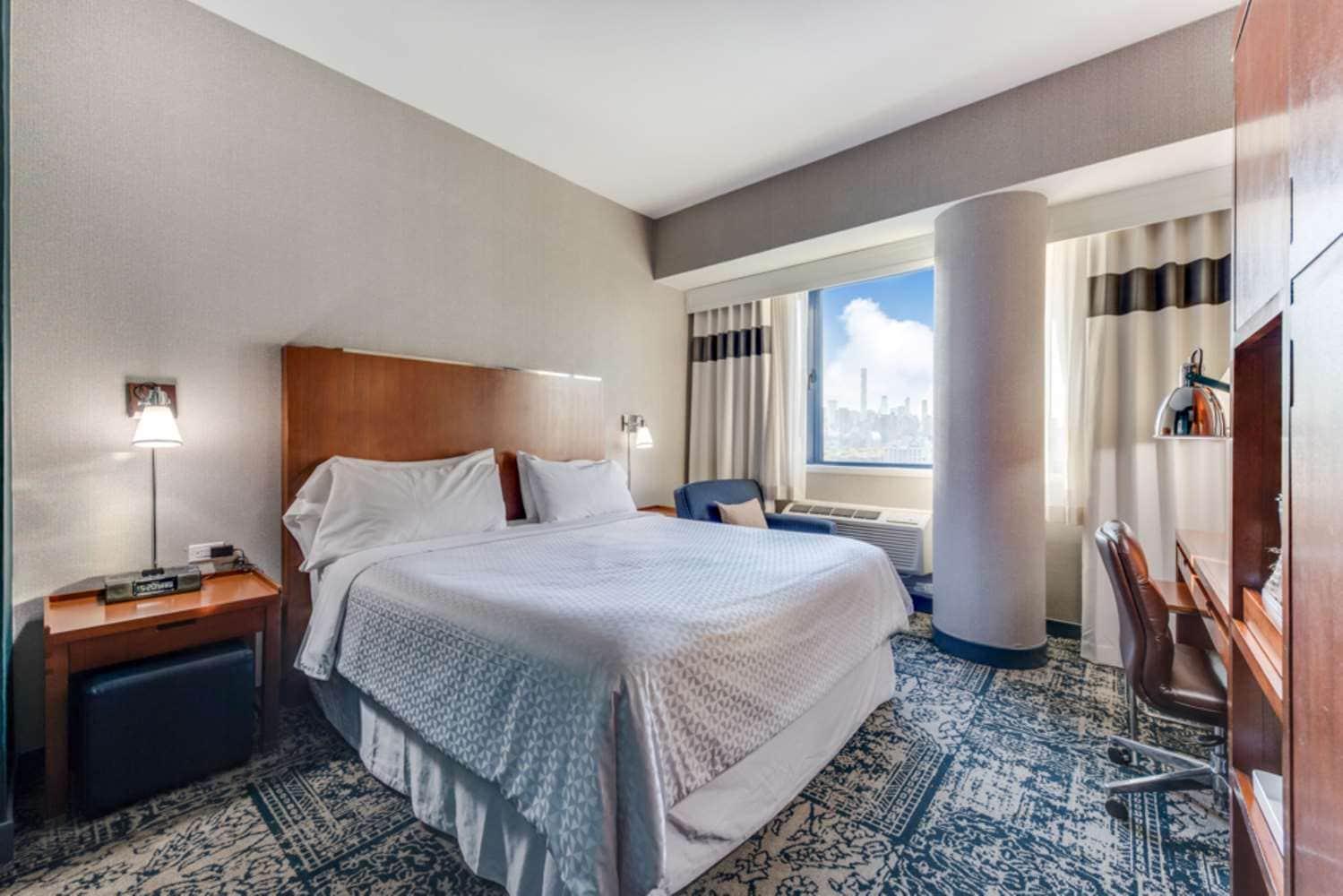 Kamer met Kingsize Bed en Uitzicht op de Stad - Rookvrij