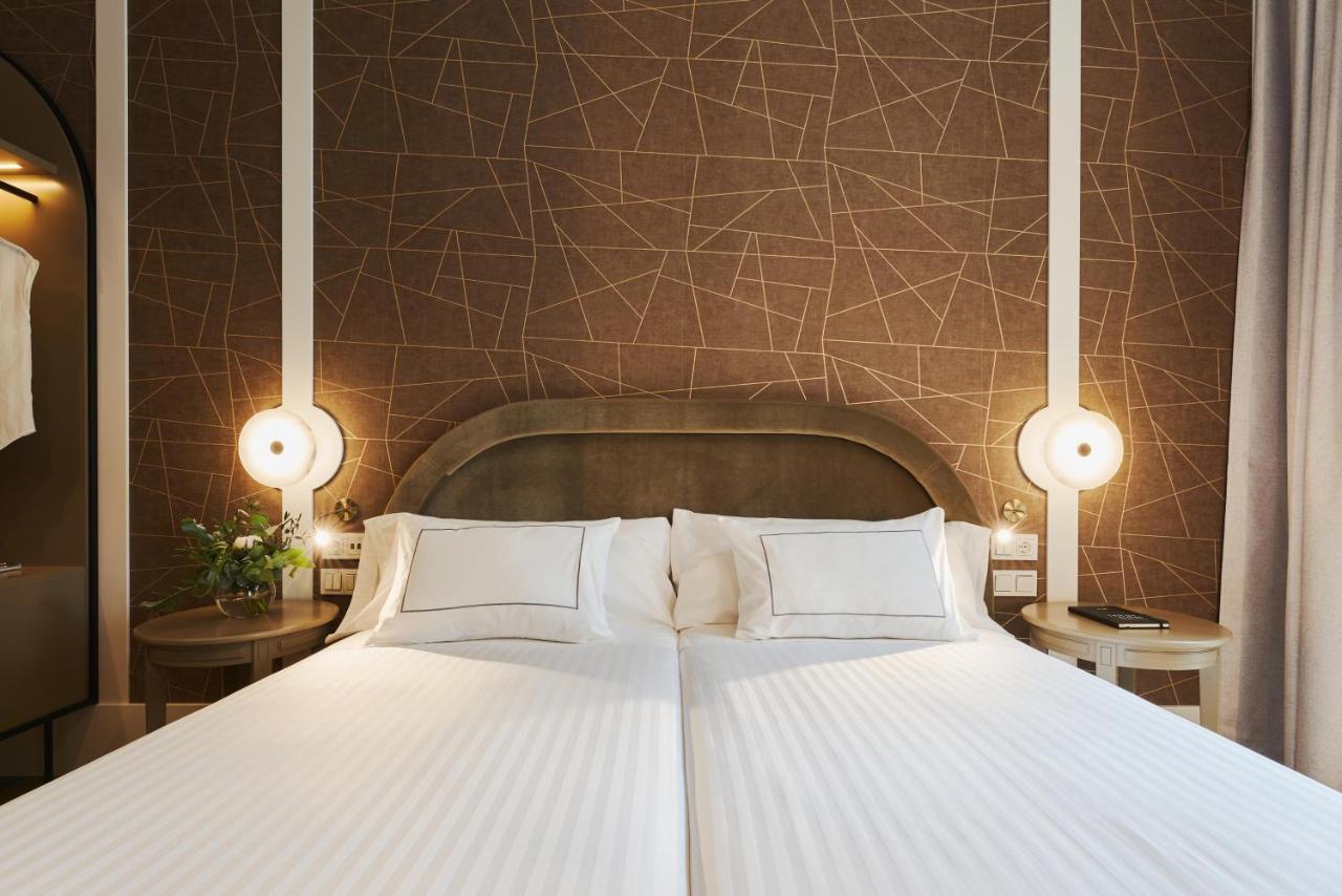 Standard Twin Room,1136805613:JPEG