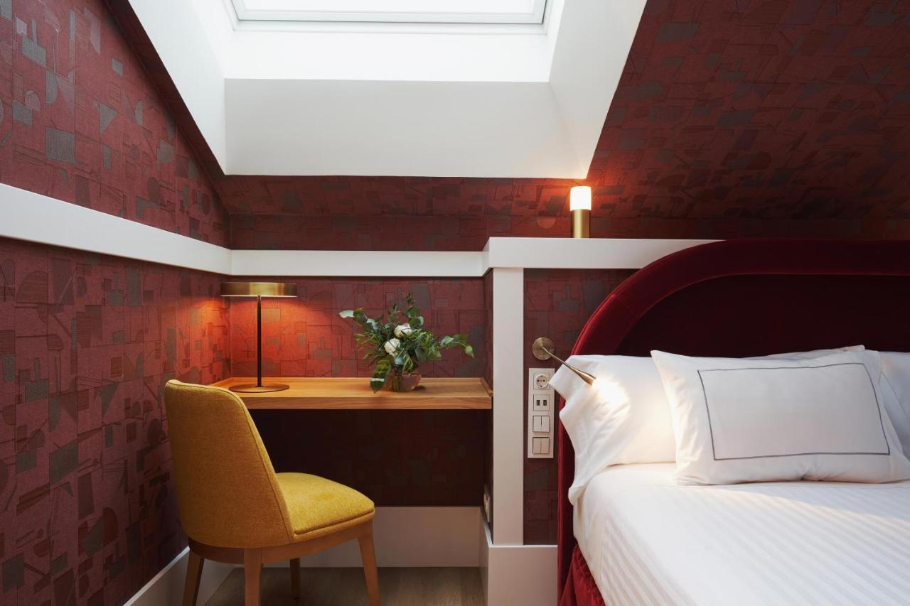 Twin Room Attic