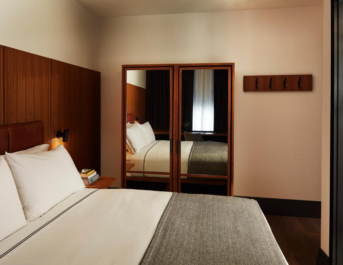 Kamer aan de Binnenzijde met Queensize Bed