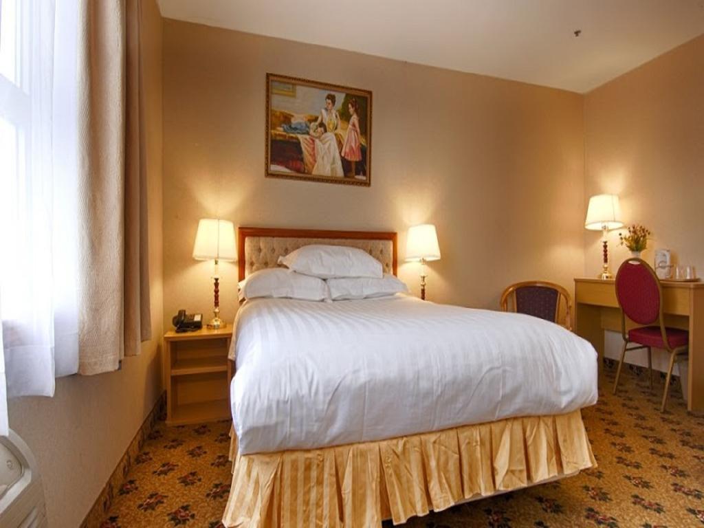 Kamer met Kingsize Bed