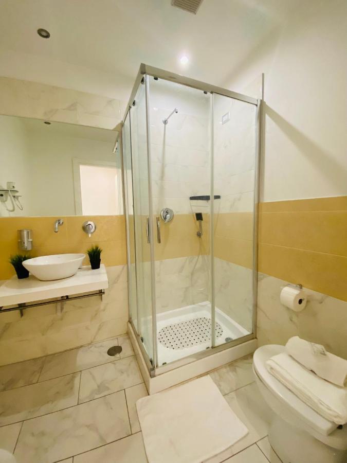 Familiekamer met Eigen Badkamer