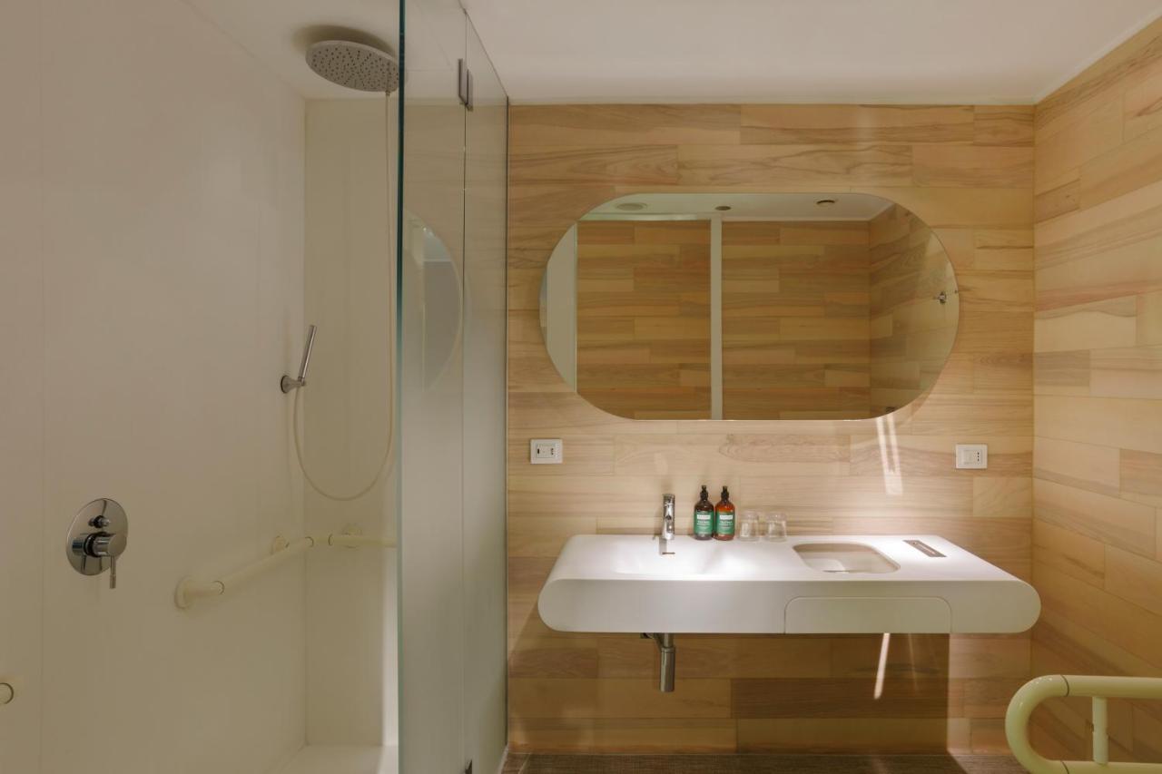 Standaardkamer met Kingsize Bed - Toegankelijk voor Mensen met een Lichamelijke Beperking