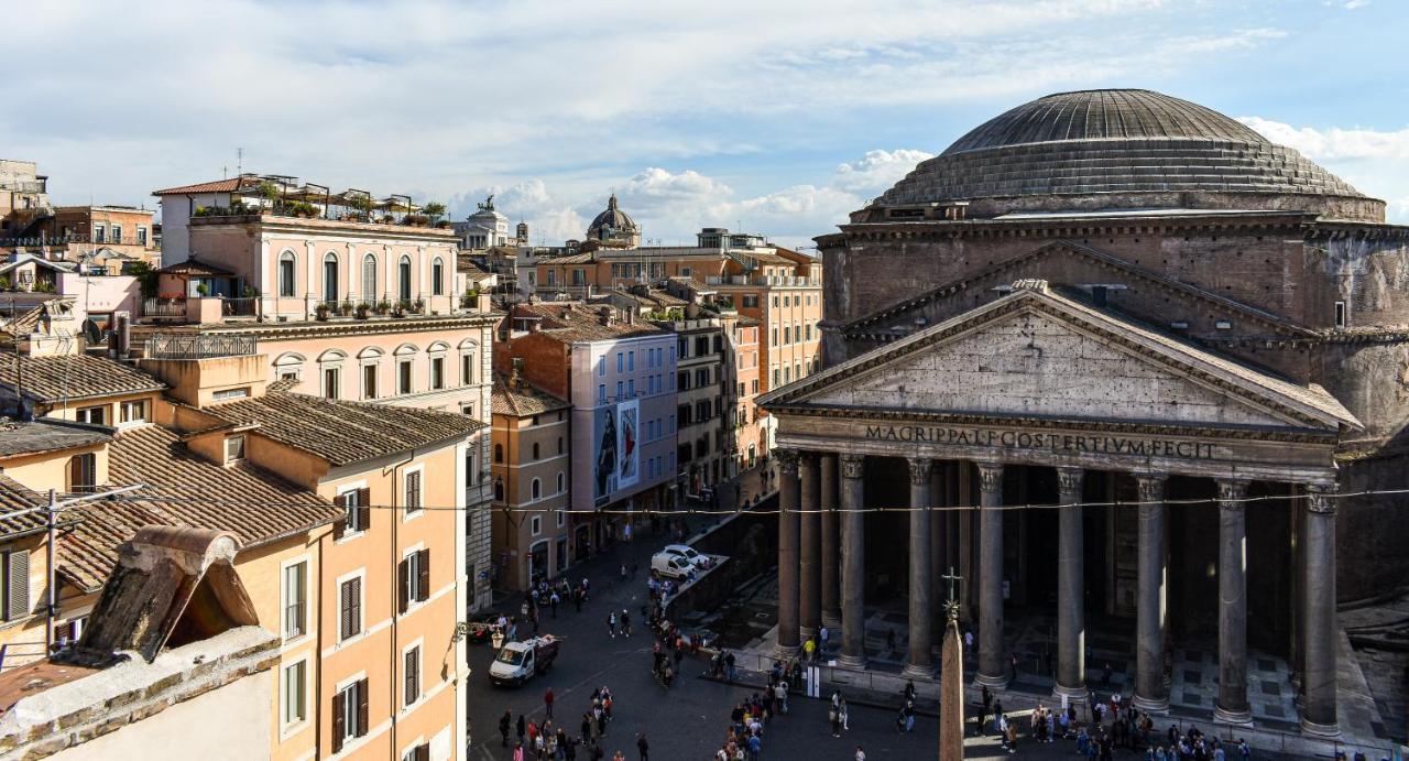 Deluxe Suite in Apart Gebouw met Uitzicht op het Pantheon