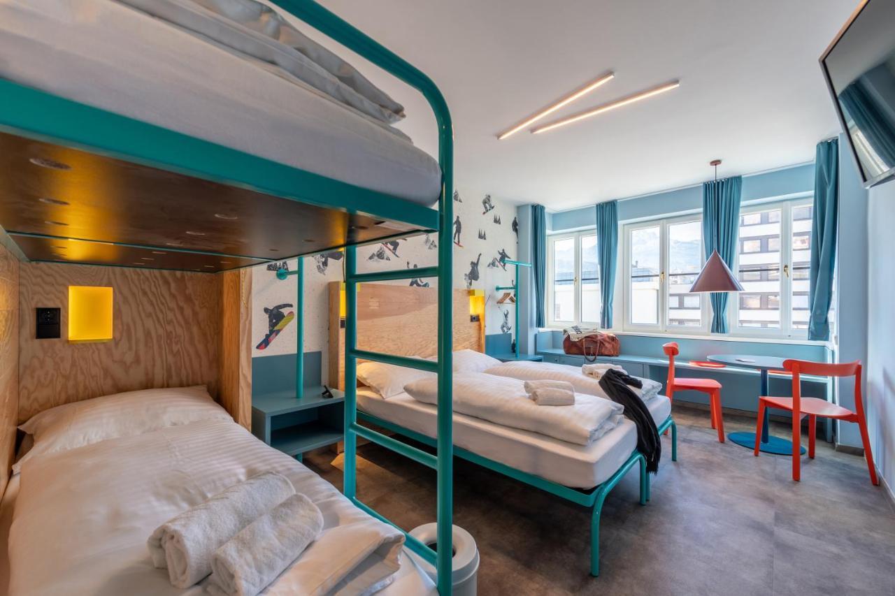 Quad Room