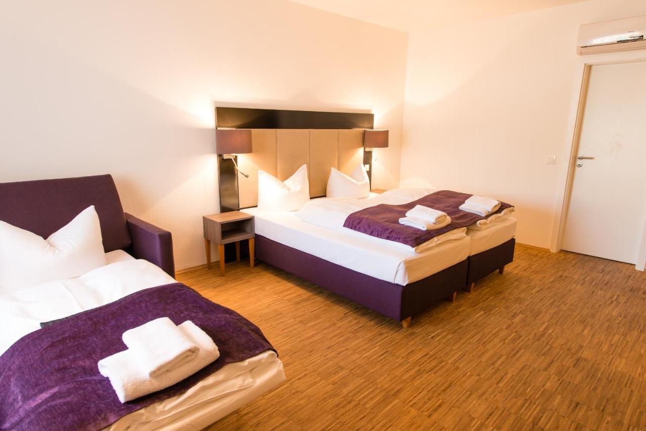 Tweepersoonskamer met 2 Aparte Bedden