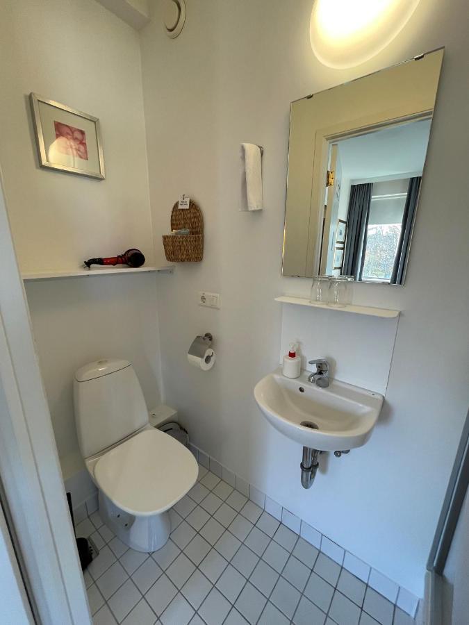 Twin Room Private Bathroom