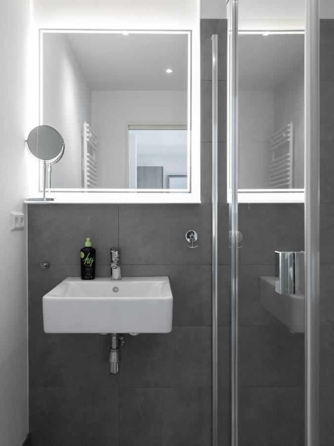 Business Suite L met Uitzicht op de Straat