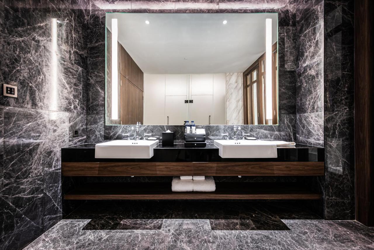 Suite Spa Bath