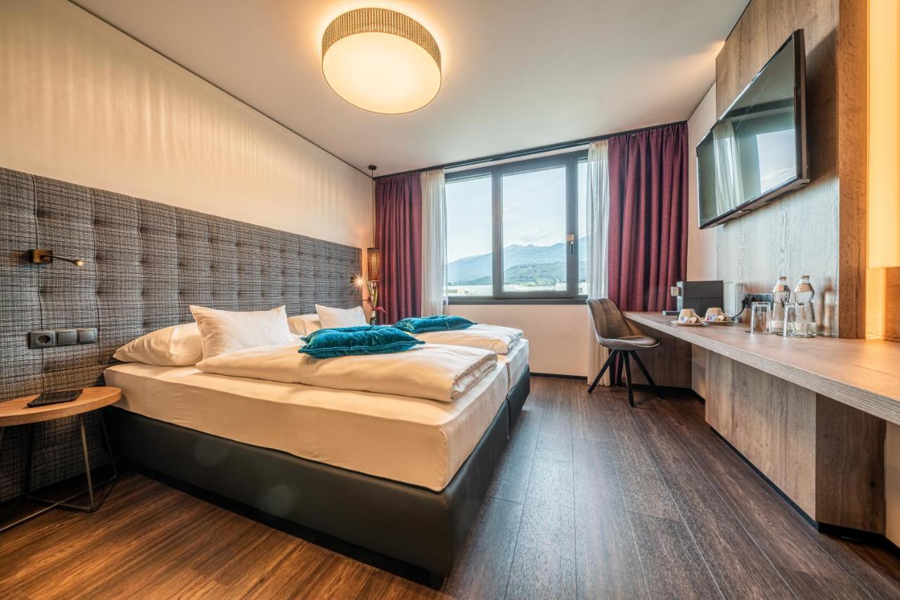 Double Room Mountain View