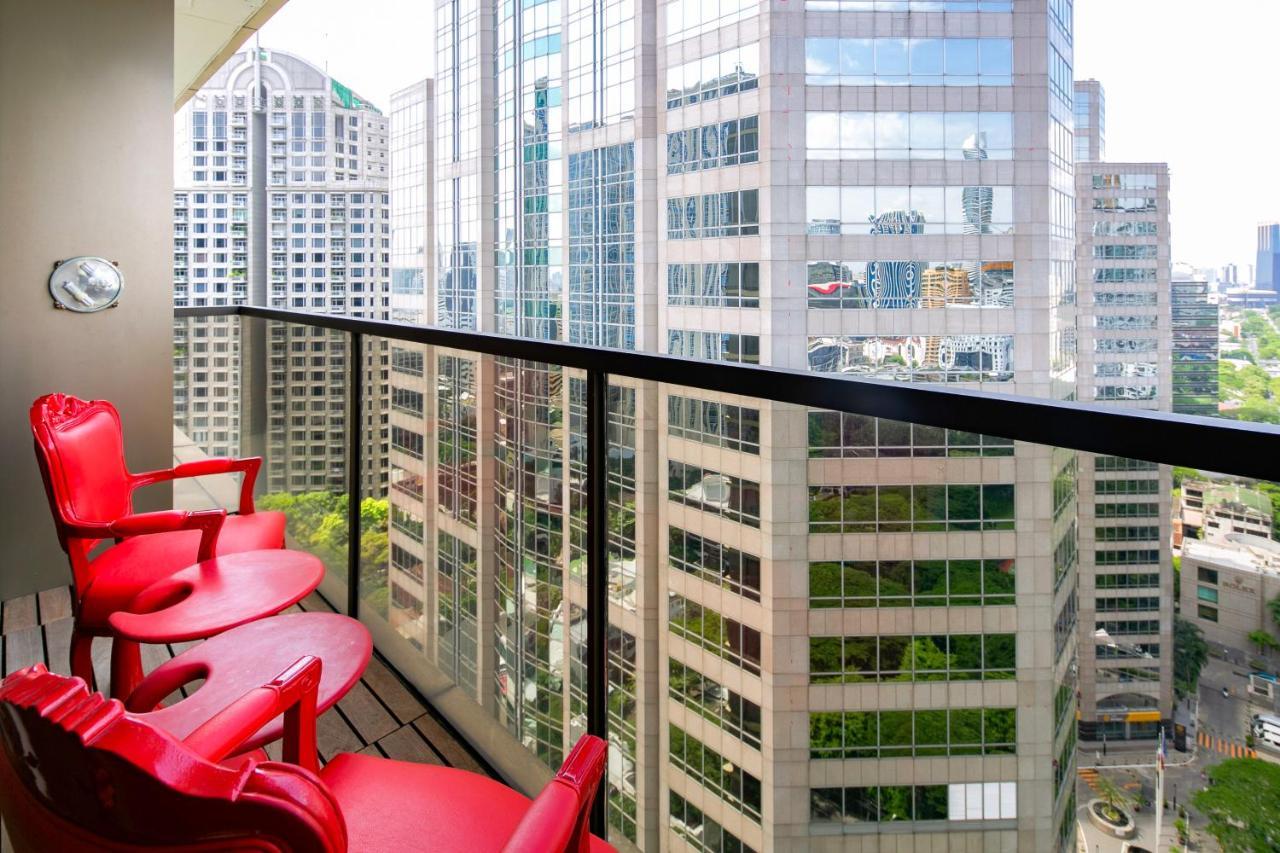 One-Bedroom King Suite Garden View