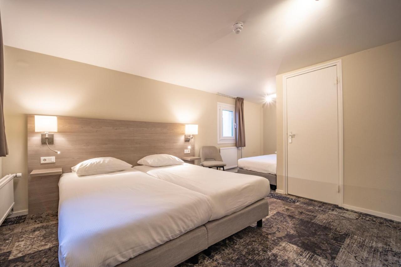 Comfort Triple Room Shower