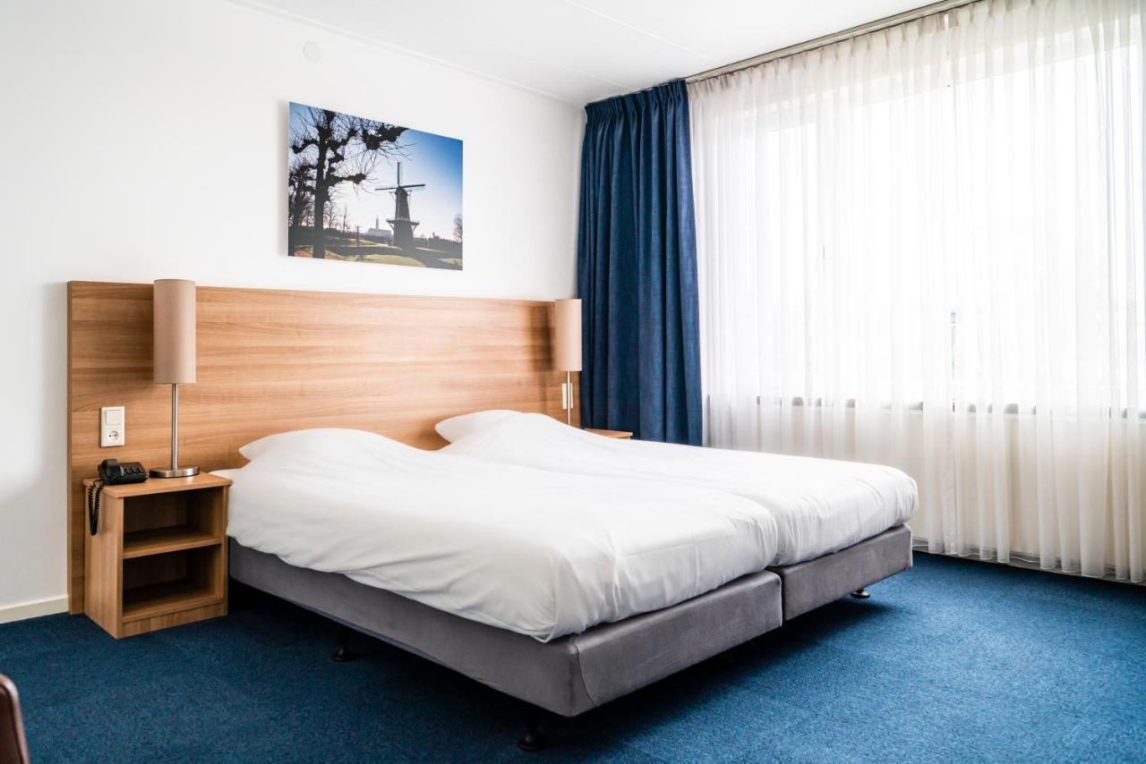 Superior Tweepersoonskamer met 2 Aparte Bedden en Uitzicht op de Stad