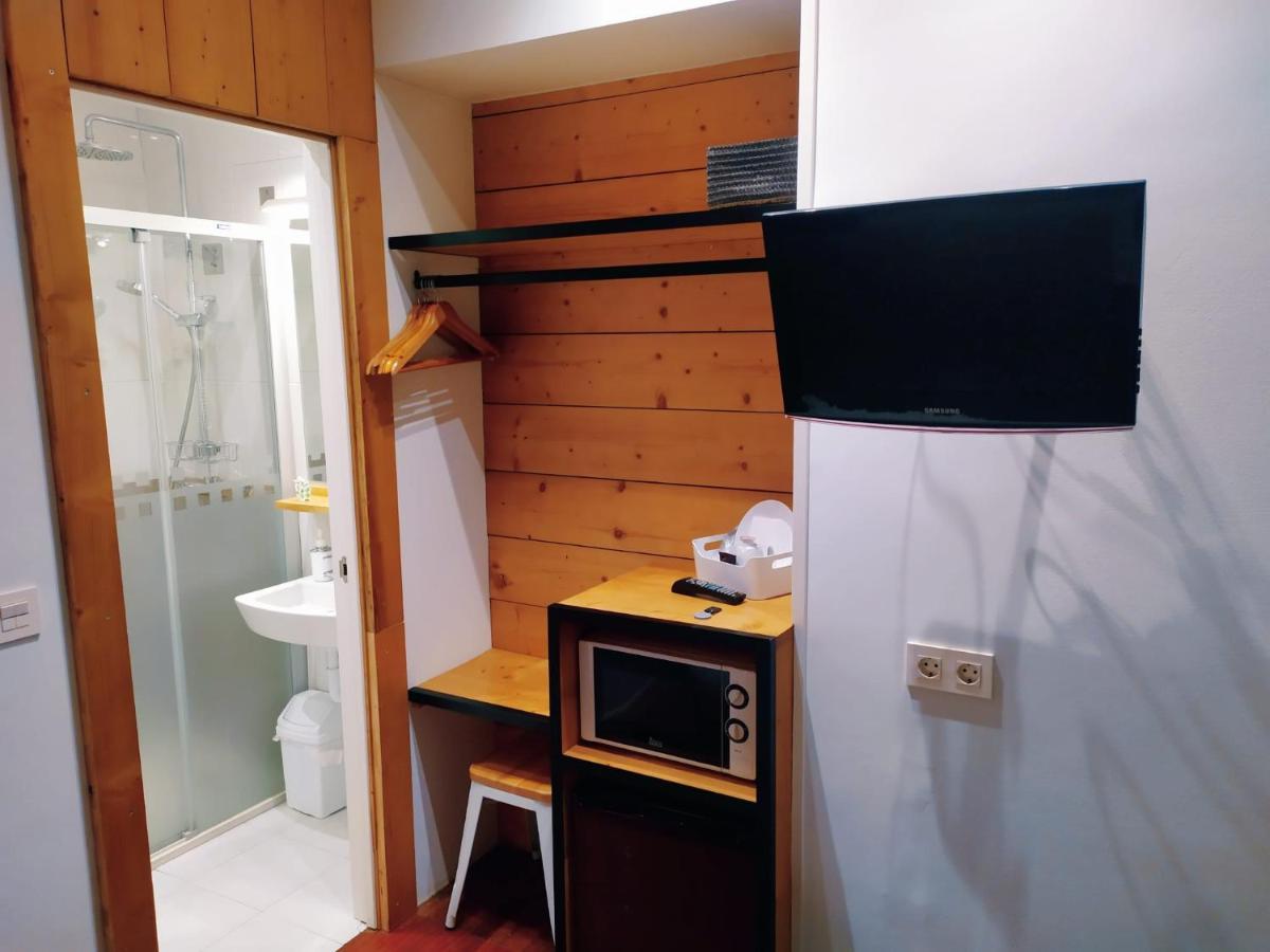 Budget Single Room