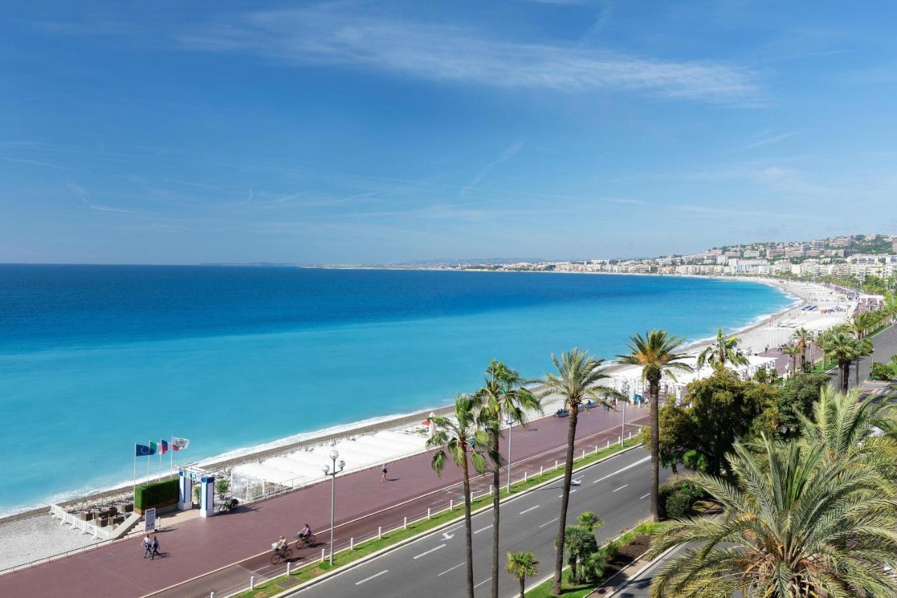 Deluxe Kamer met 2 Aparte Bedden en Uitzicht op de Zee en de Tuin