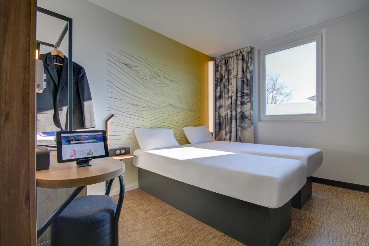 Twin Room,1204654951:JPEG