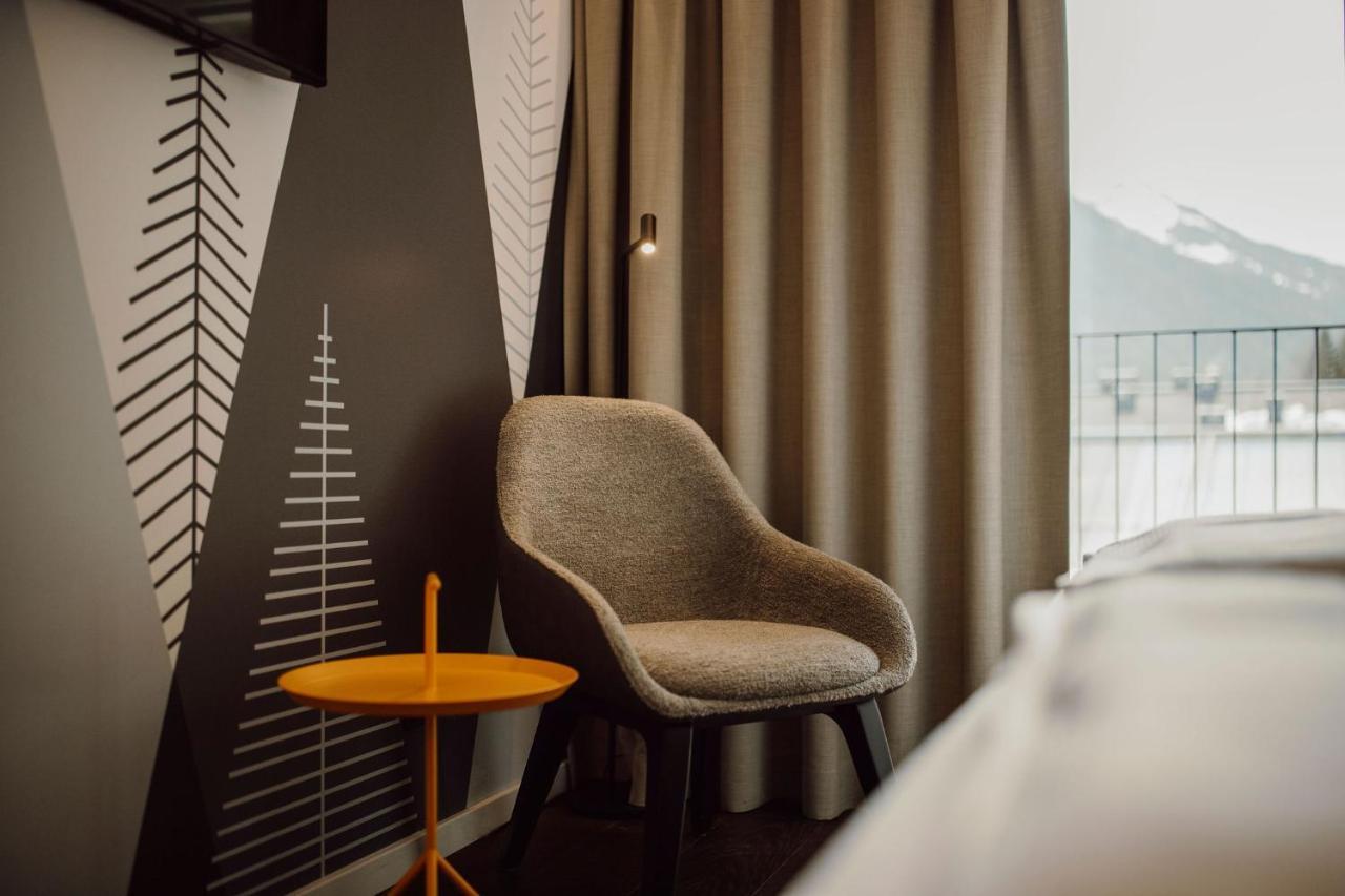 Single Room Balcony