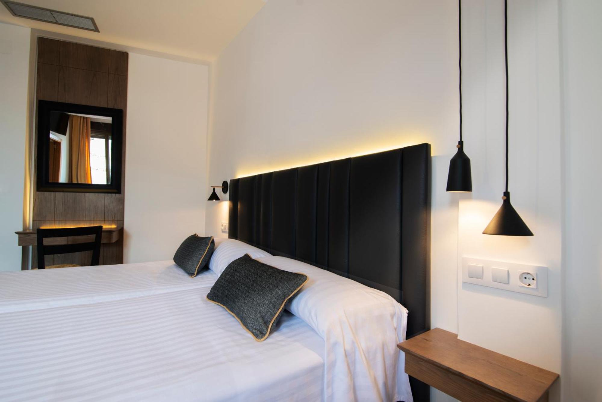 Double or Twin Room Terrace