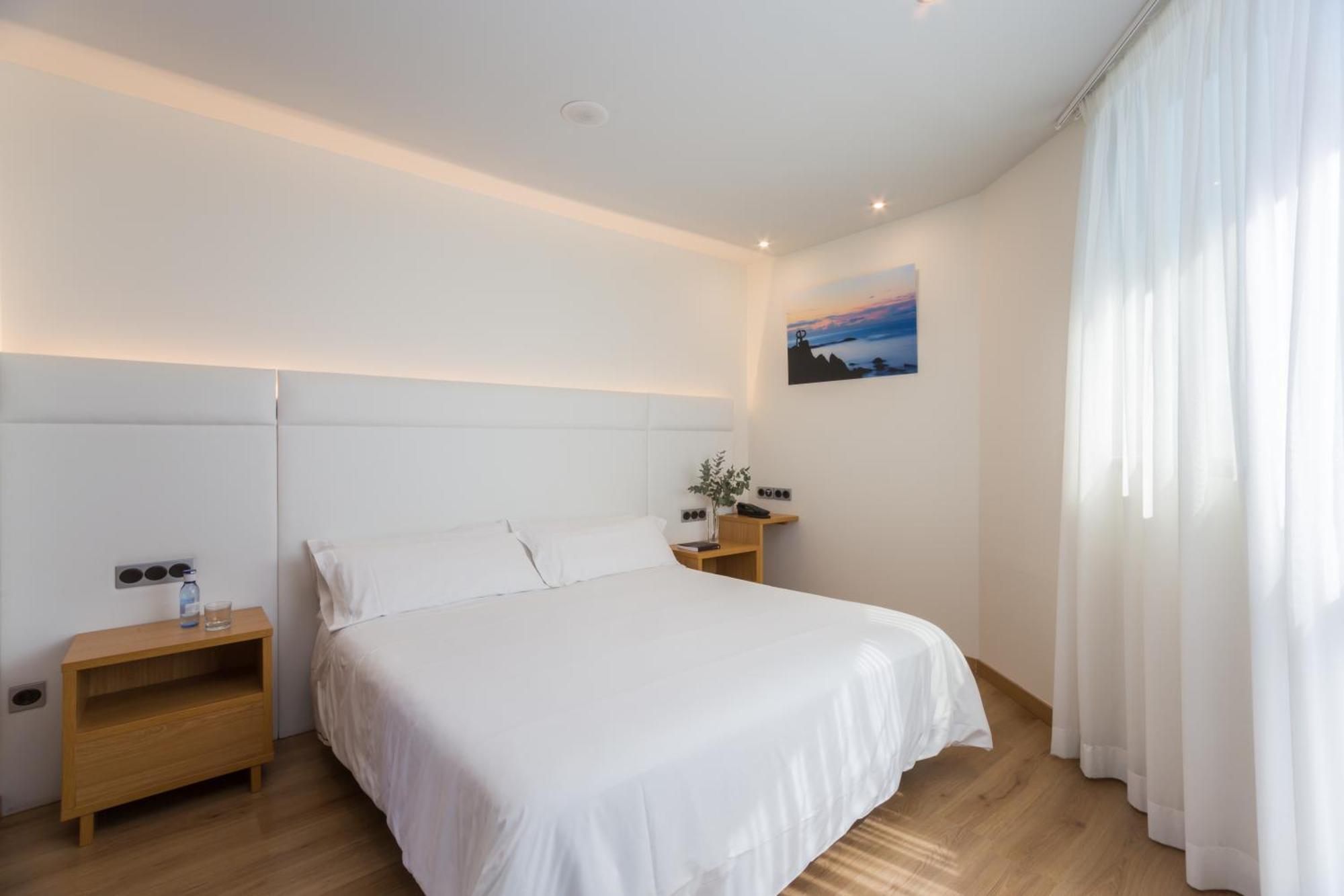 Luxury One-Bedroom Apartment
