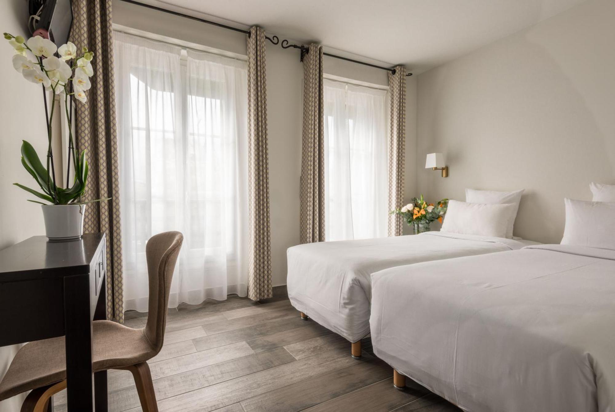 Tweepersoonskamer met 2 Aparte Bedden
