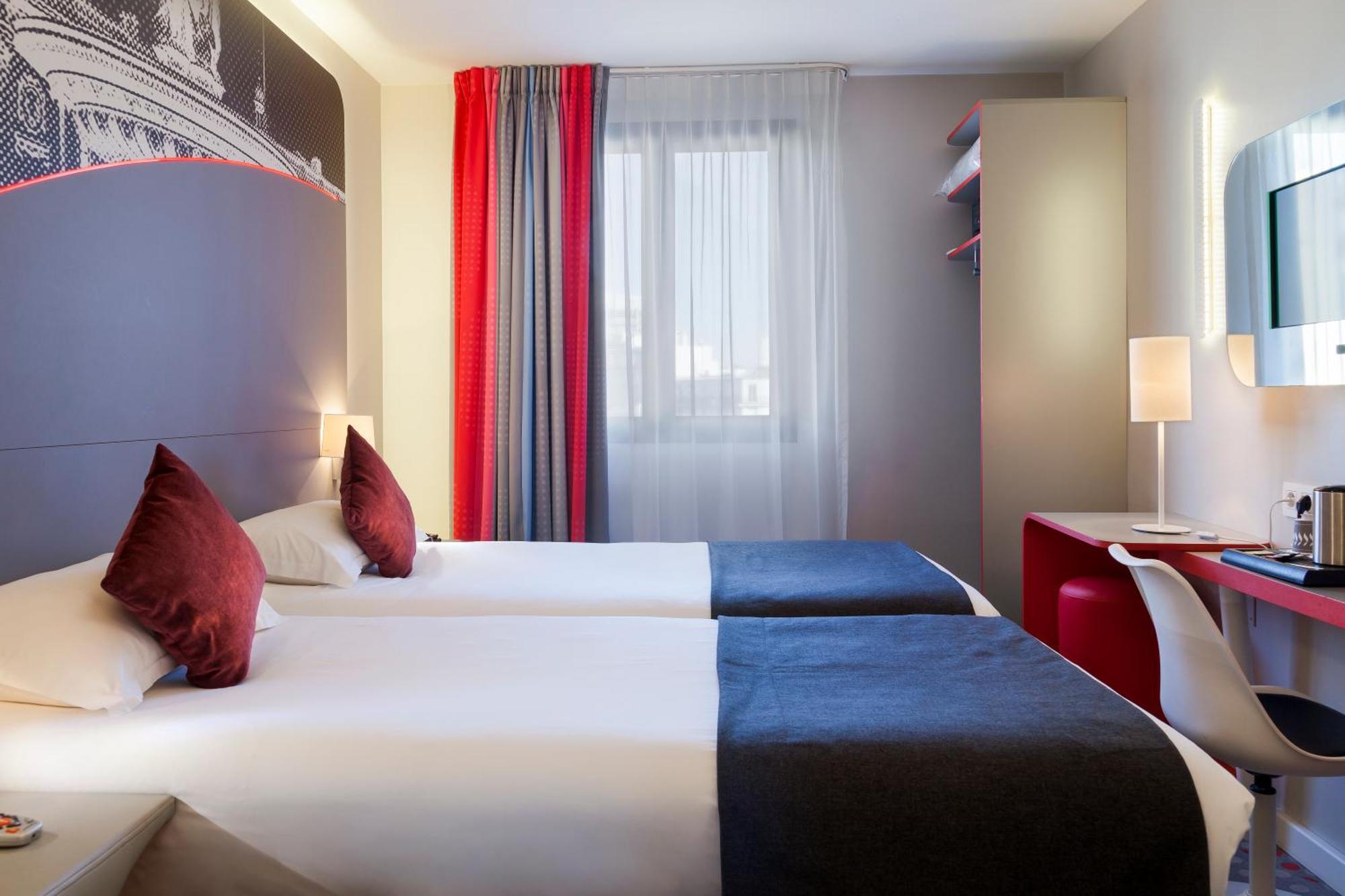 Tweepersoonskamer met 2 Aparte Bedden