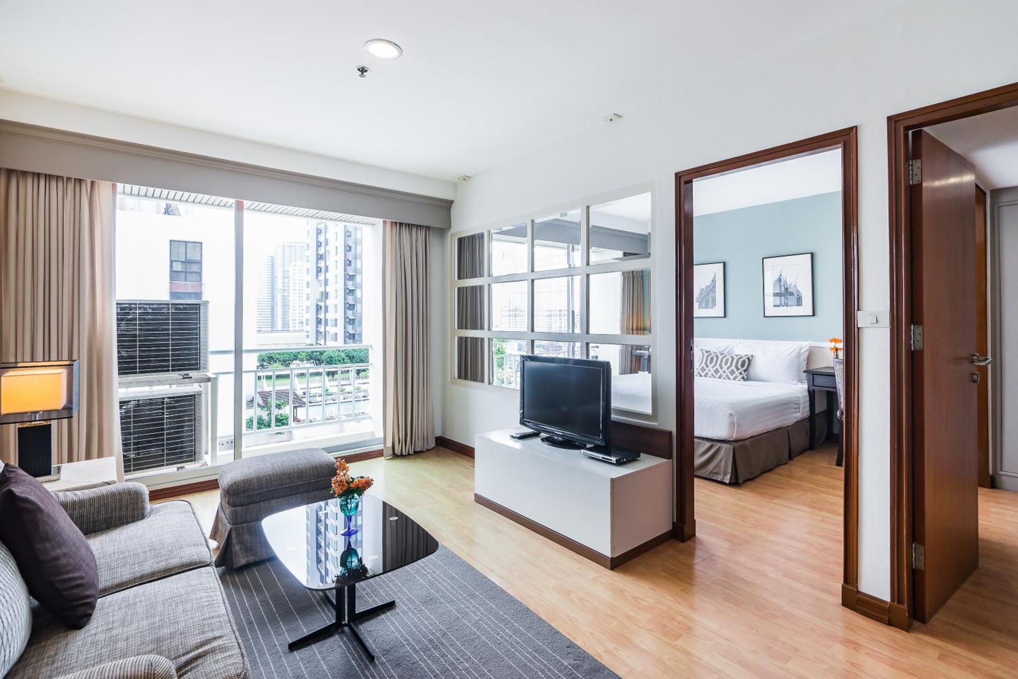 One-Bedroom Suite Pool View