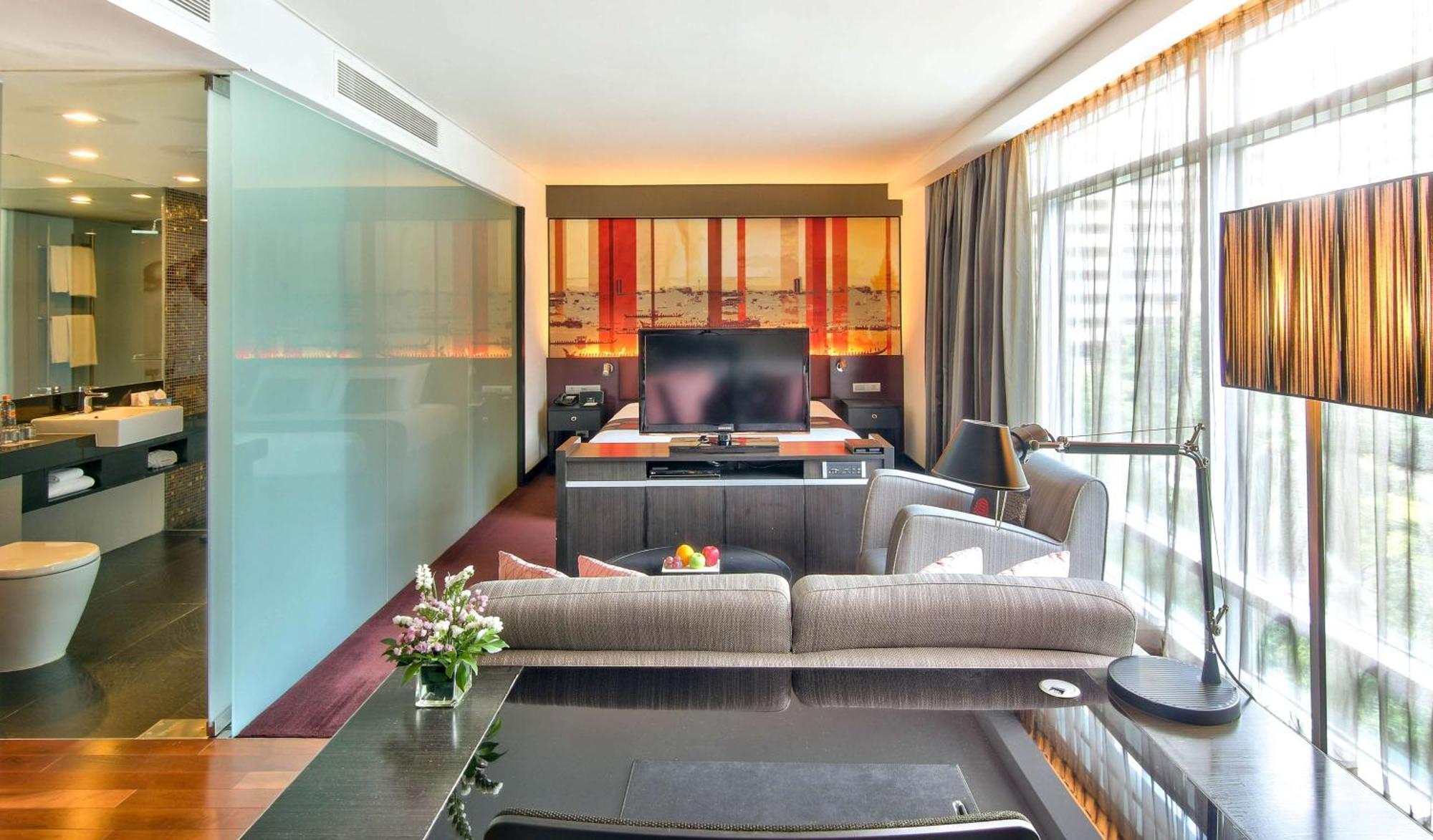 Junior Suite City View
