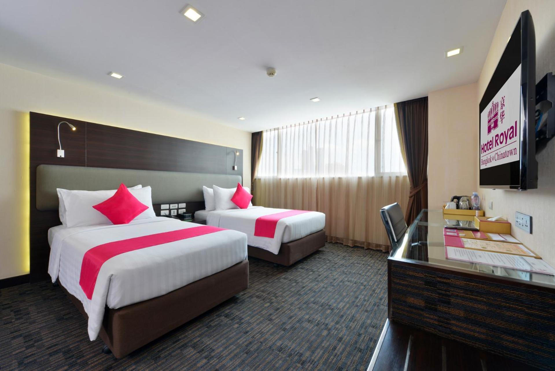 Premier Deluxe Twin Room