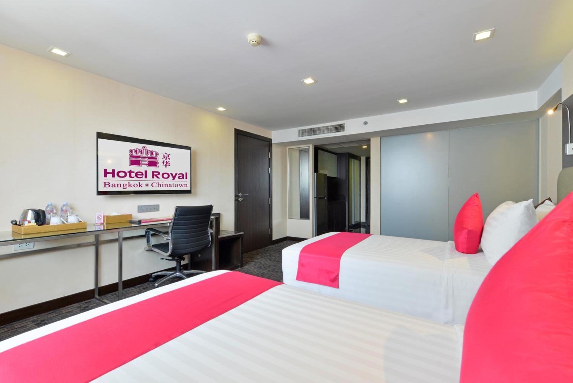 Premier Deluxe Twin Room